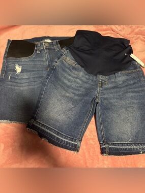 Maternity shorts